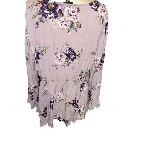 Torrid lilac Babydoll Gauze Crochet Trim Lace-Up Top size 0 Large 12 boho - Picture 4 of 6